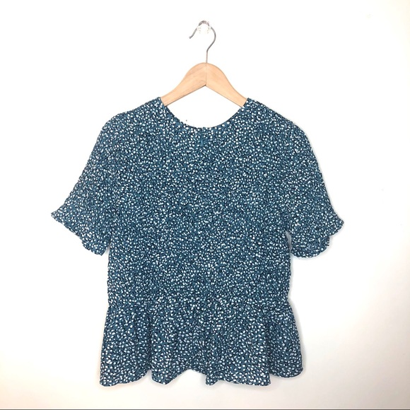 🆕 Ann Taylor Fiesta Dot Smocked Peplum Ruffle Top - Picture 4 of 14